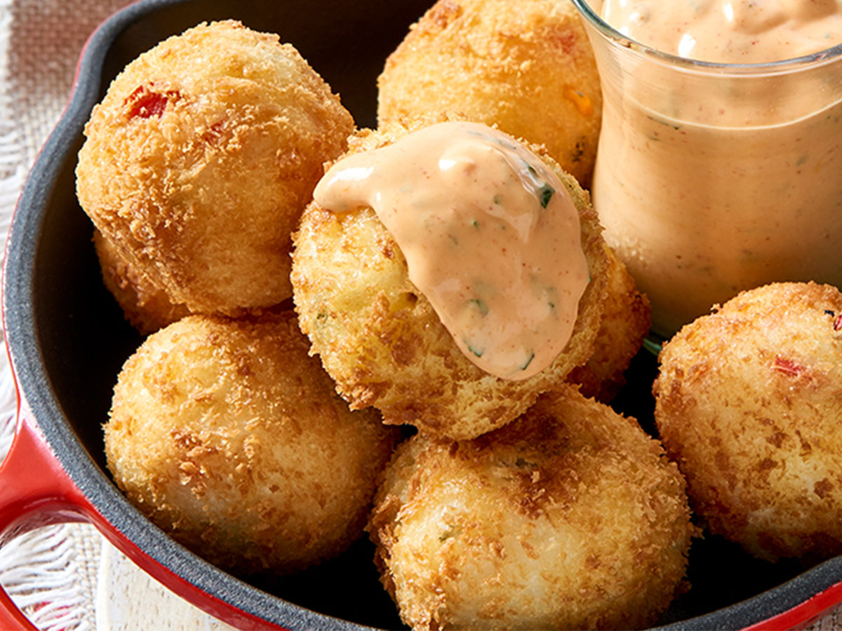 Pap Balls with Spicy Dip