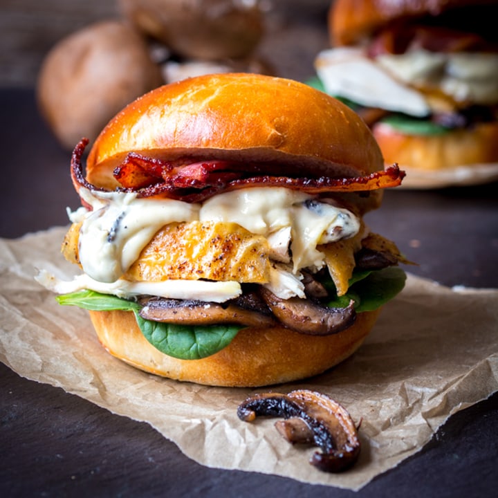 CREAMY MUSHROOM BURGER